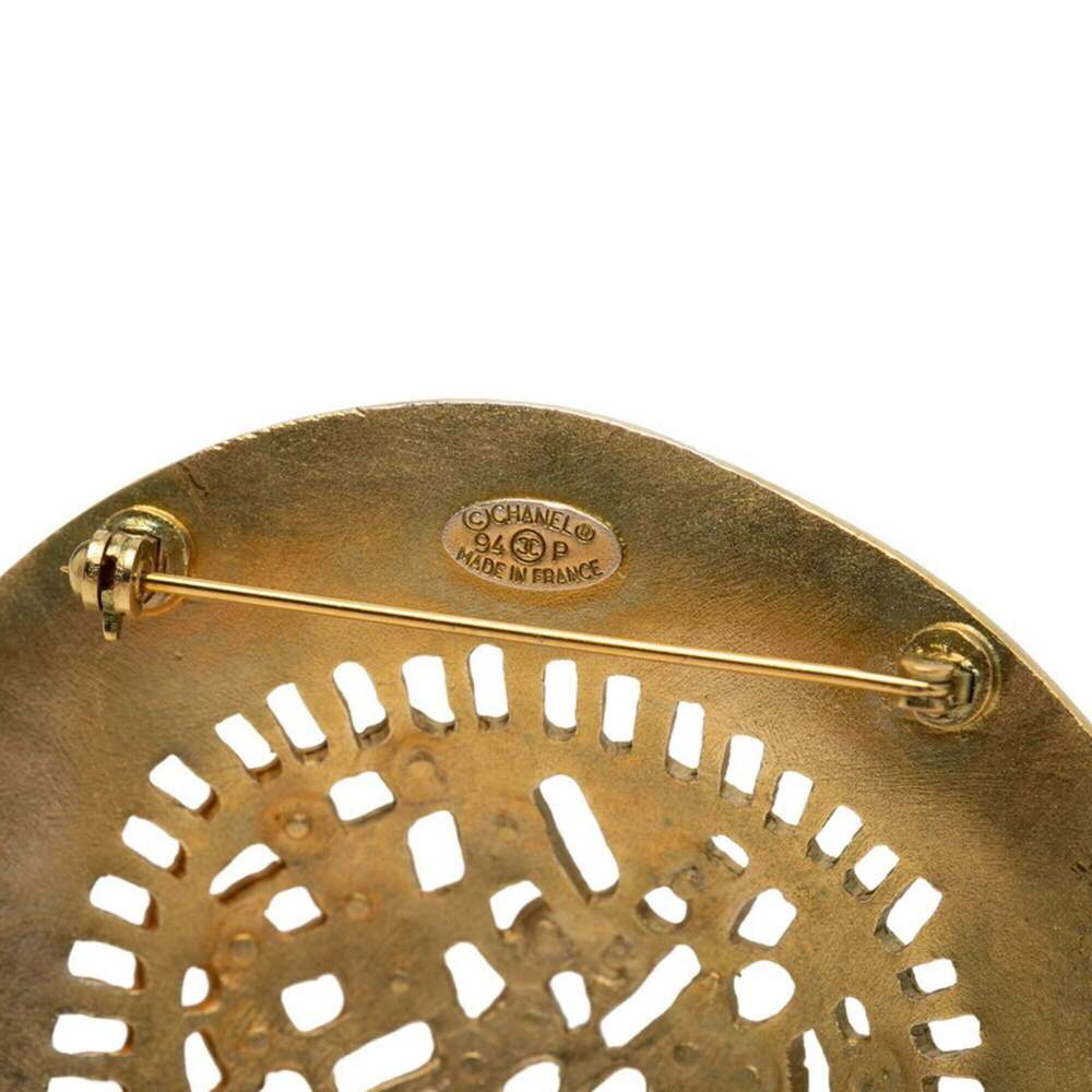 CHANEL Vintage Gold Straw Brooch - Picture 3 of 3
